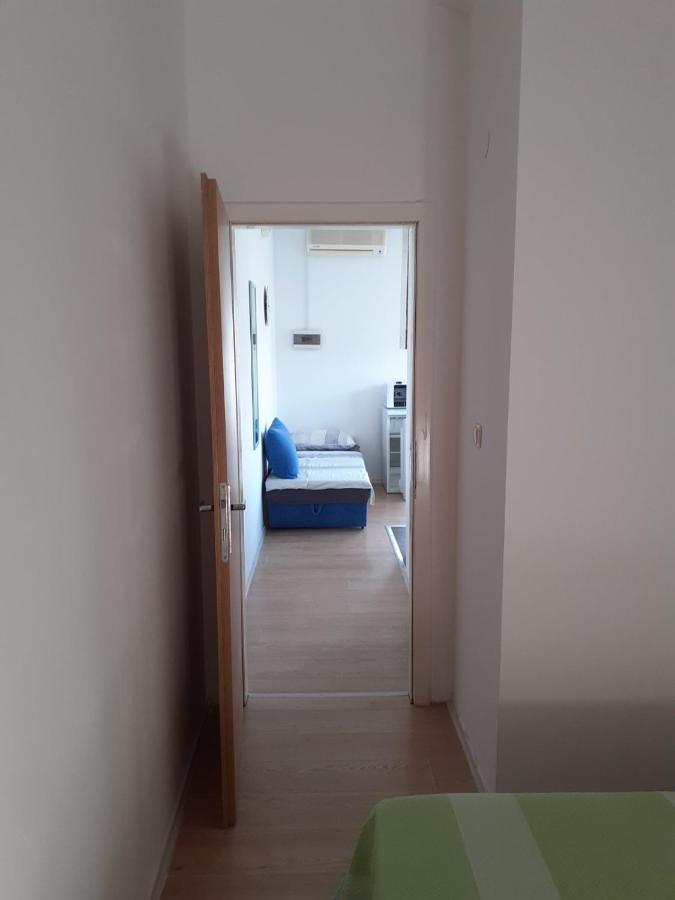 Apartmani Maslina Жуляна Екстер'єр фото