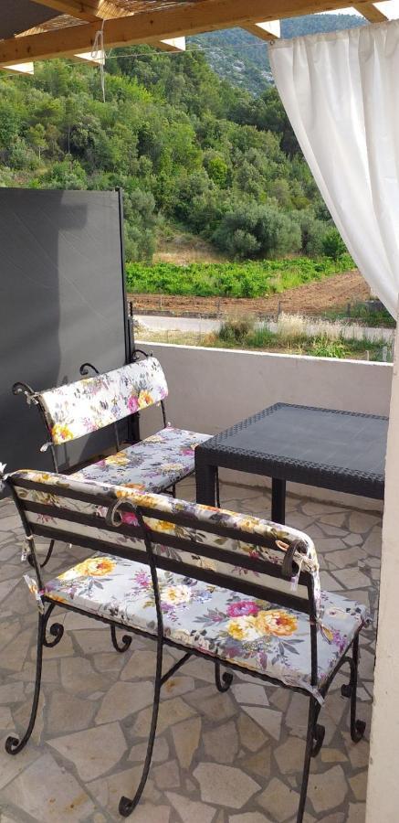 Apartmani Maslina Жуляна Номер фото
