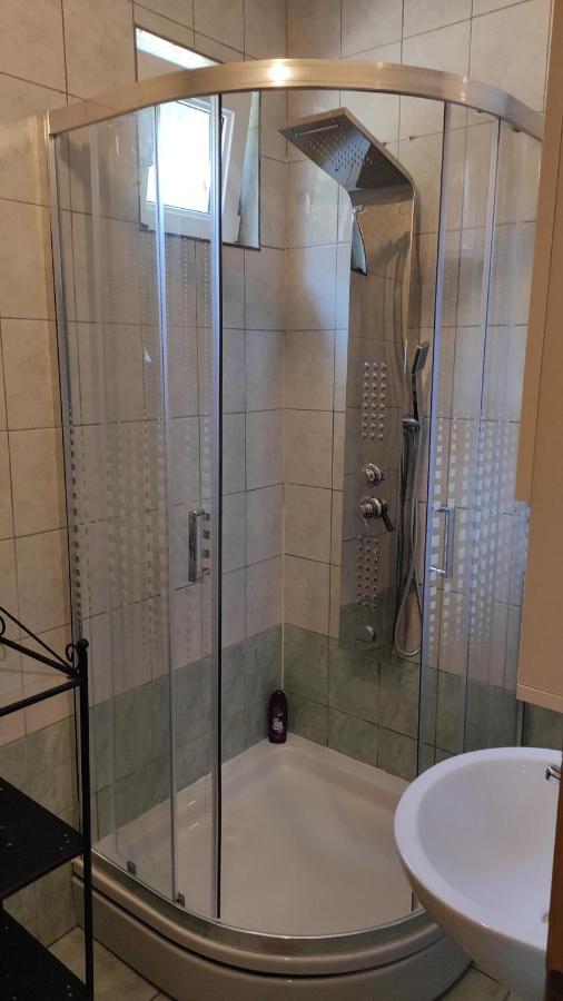 Apartmani Maslina Жуляна Екстер'єр фото