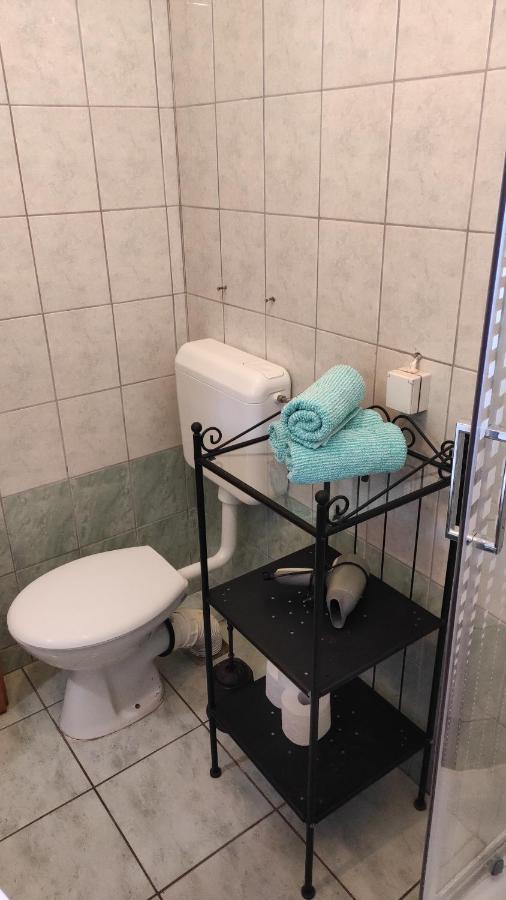 Apartmani Maslina Жуляна Екстер'єр фото