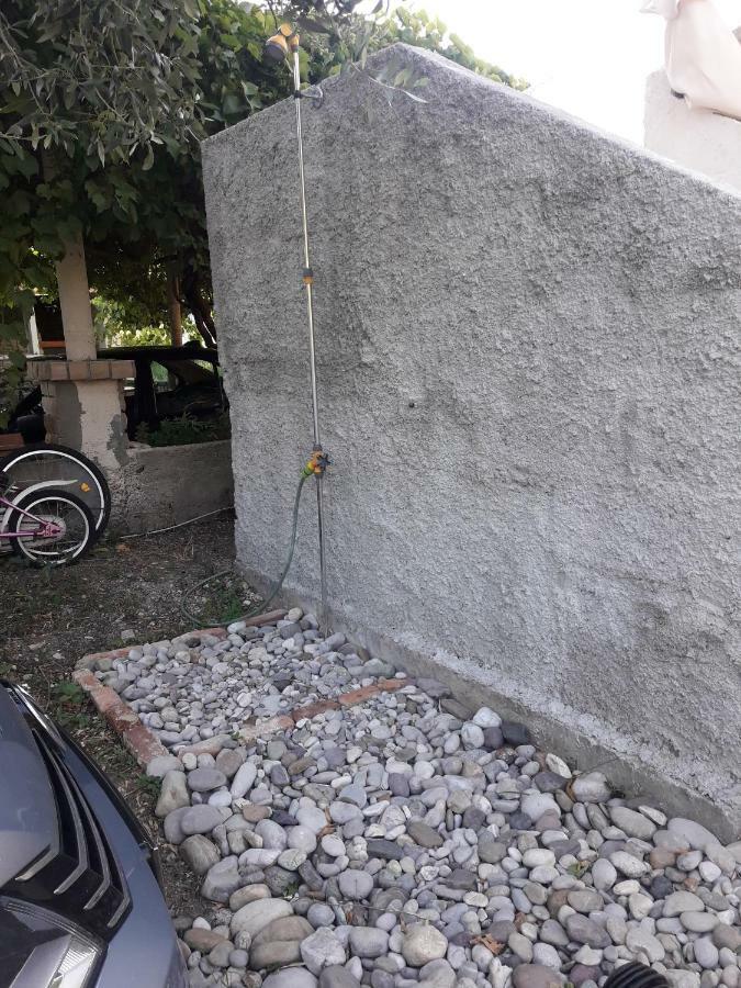 Apartmani Maslina Жуляна Екстер'єр фото